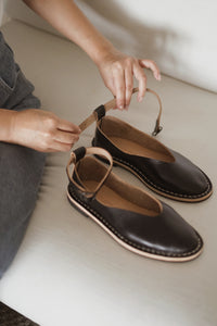 Crepeline Artisanal Pumps 10/25 - Black