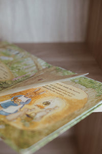 Peter Rabbit: A Peep-Inside Tale Book Series