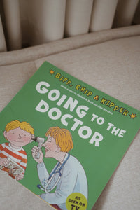 First Experiences with Biff, Chip & Kipper Book Series