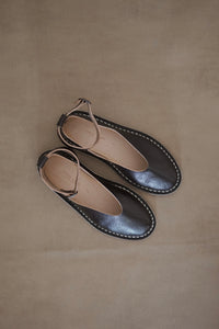 Crepeline Artisanal Pumps 10/25 - Black