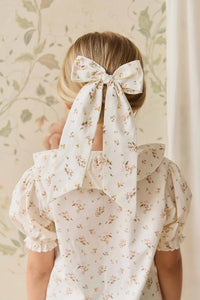 Alora Bow