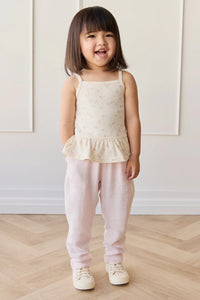 Cordelia Pant