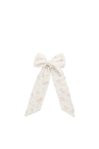 Alora Bow