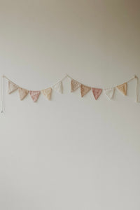 Twinkle Flag Garland